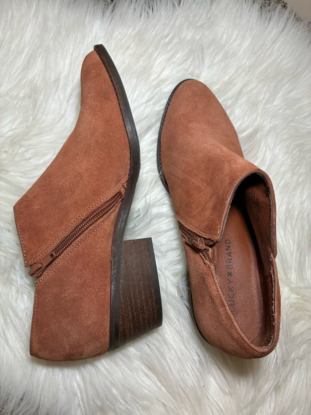 Lucky Brand Tan Suede - Rust